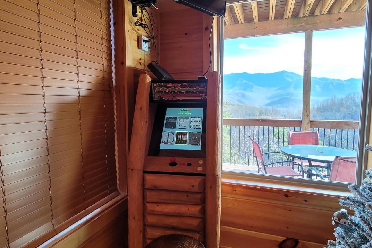 3 Bears Chalet Gatlinburg Exterior photo