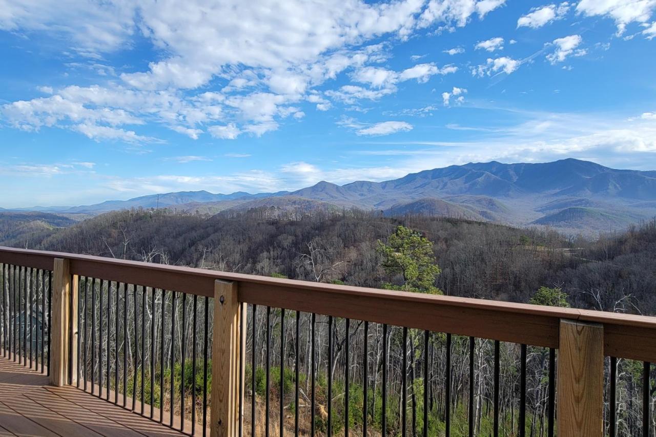 3 Bears Chalet Gatlinburg Exterior photo