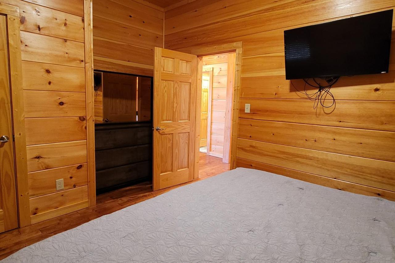 3 Bears Chalet Gatlinburg Exterior photo