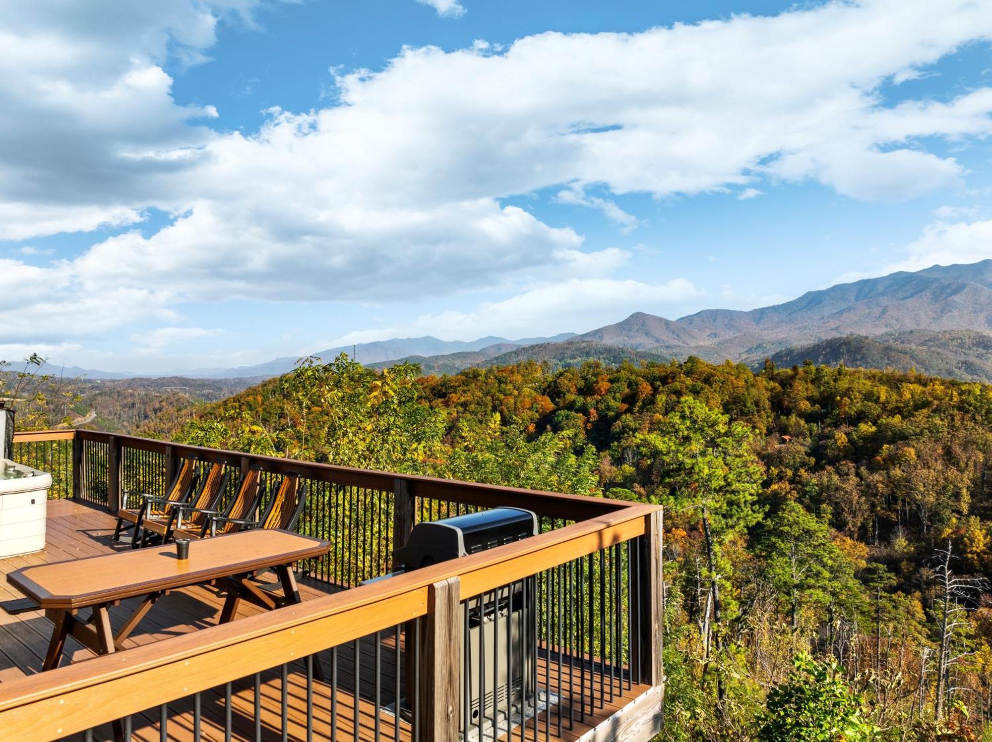 3 Bears Chalet Gatlinburg Exterior photo